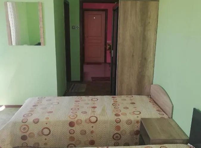 Casa de hóspedes студия синя приказка